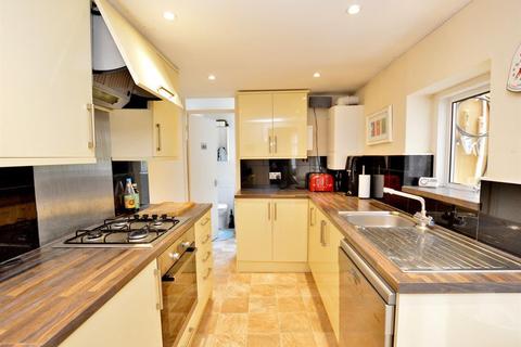 21 Adine Road, London, E13 8LL