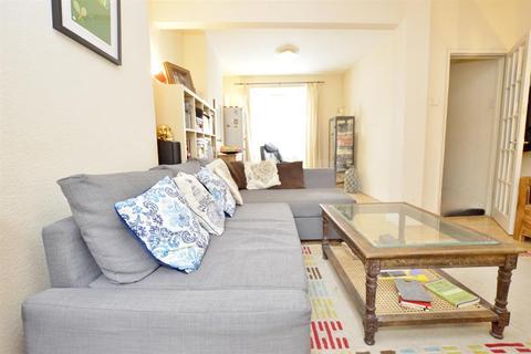 21 Adine Road, London, E13 8LL