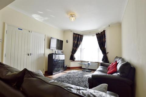 5 bedroom terraced house for sale - Bushey Road, Plaistow, London, E13 9EN