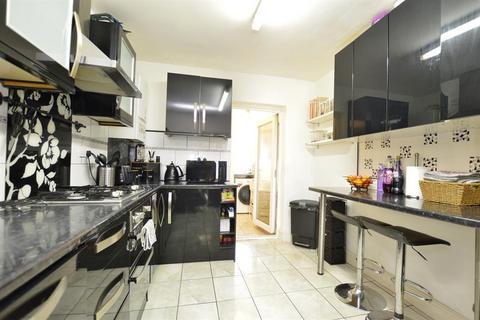 5 bedroom terraced house for sale, Bushey Road, Plaistow, London, E13 9EN