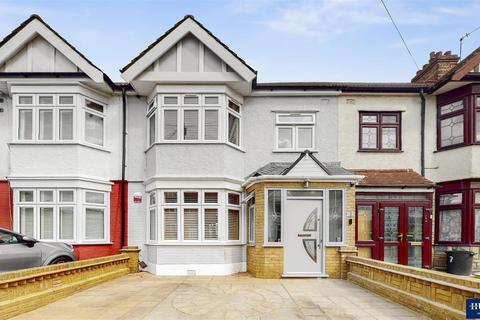 5 Montpelier Gardens, Romford, RM6 4EJ