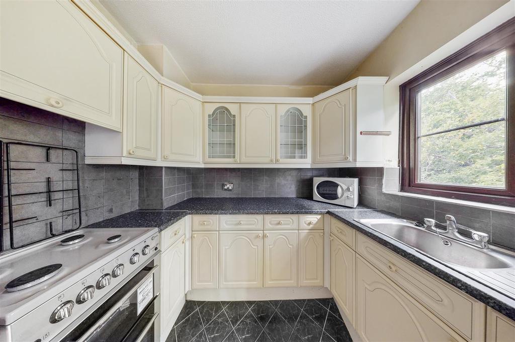 Hawarden Hill, Dollis Hill 2 bed flat £235,000