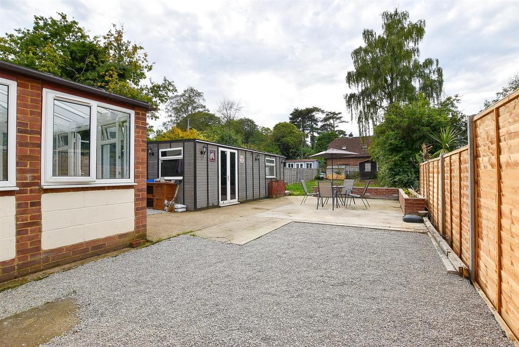 Teapot Lane, Aylesford 4 bed semidetached house £475,000