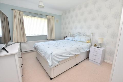 2 Barncroft Mount, Leeds, LS14 1BE