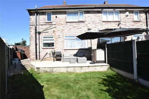 2 Barncroft Mount, Leeds, LS14 1BE