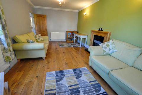 74a Pencoed Road, Burry Port, SA16 0PW