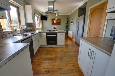 74a Pencoed Road, Burry Port, SA16 0PW