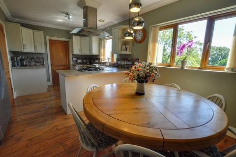 74a Pencoed Road, Burry Port, SA16 0PW