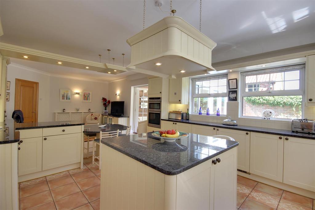 11 Sands Kitchen4.jpg