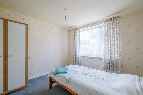 3 Castlefields Road, Brighouse, HD6 3PA