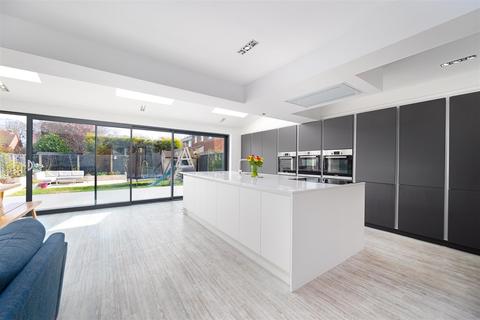 19 Culverley Crescent, Knowle, Solihull, B93 9RB