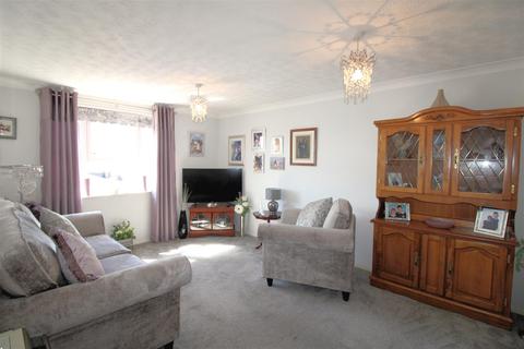 2 bedroom flat for sale - South Quay, King's Lynn