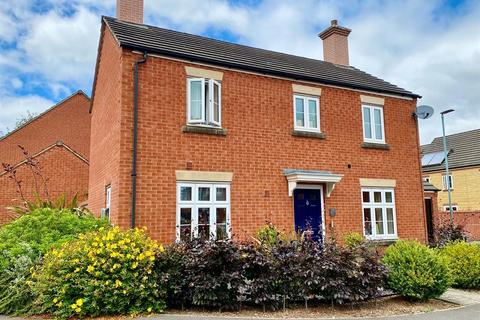 29 Harrolds Close, Dursley, GL11 4FD