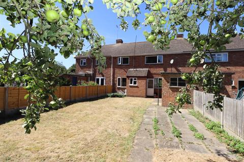 3 bedroom terraced house for sale - Woughton On The Green, Milton Keynes