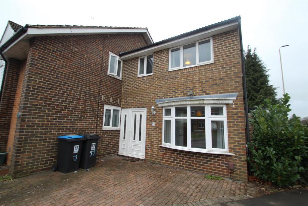 Gadebridge Road, Hemel Hempstead 2 bed end of terrace house to rent £