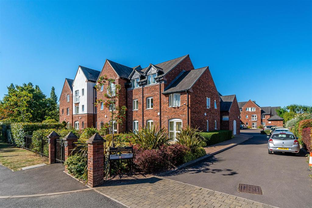 5 Wombrook Court, Wombourne 2 bed retirement property £265,000