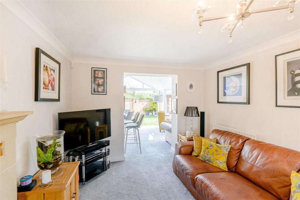 8517131-interior09.jpg