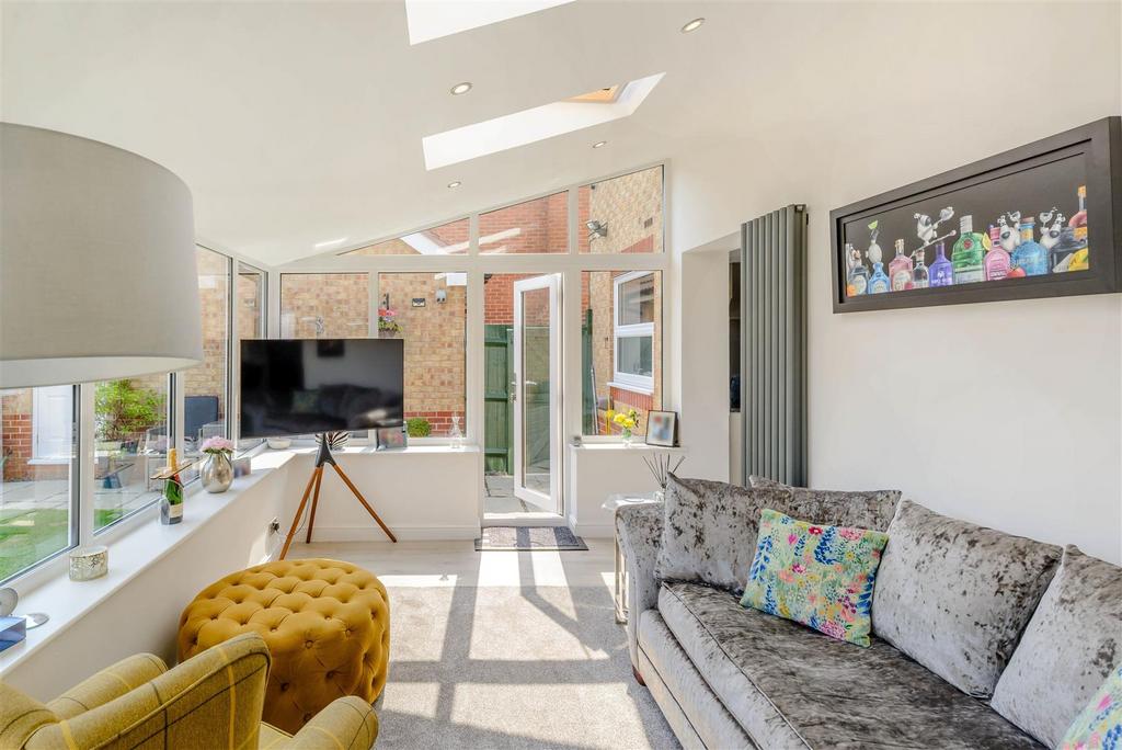 8517131-interior05.jpg