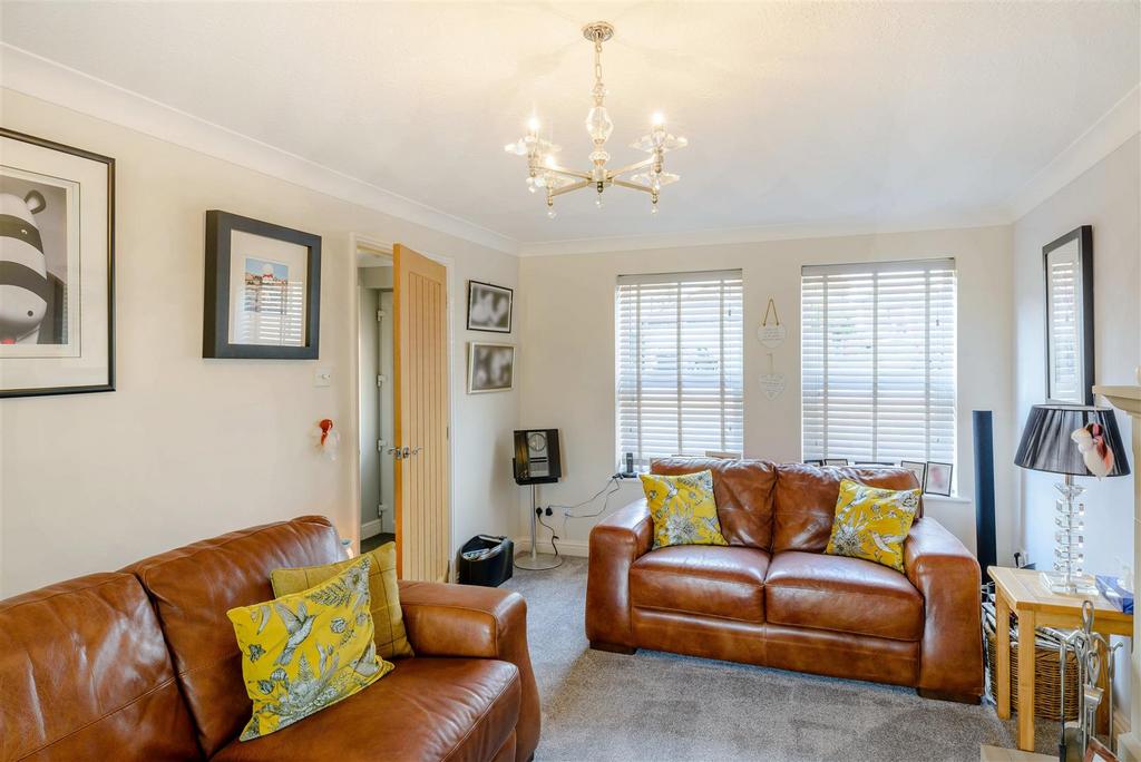 8517131-interior07.jpg