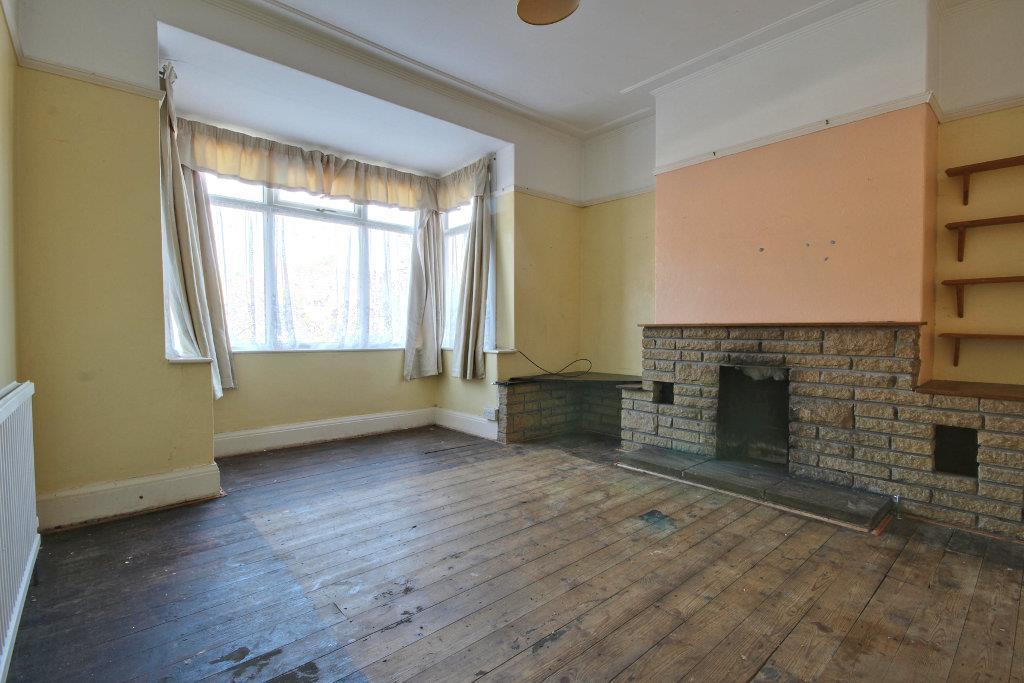 Jesmond Road, Cottingham 3 bed semidetached house for sale £200,000