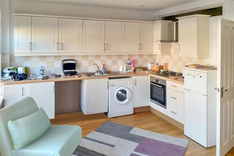 54a Stoneleigh Broadway, Epsom, KT17 2HS