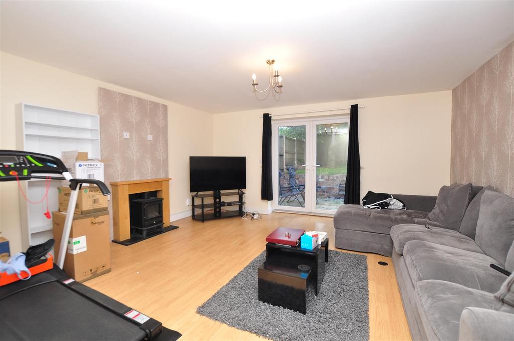 Furlong Lane, Halesowen 3 bed detached house £279,000