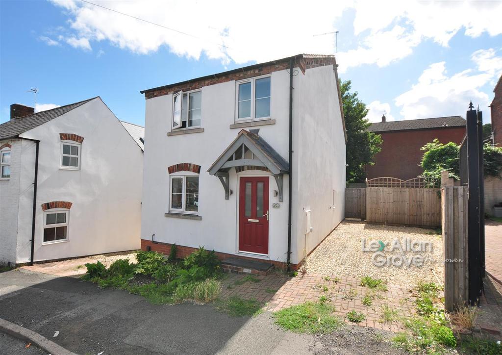 Furlong Lane, Halesowen 3 bed detached house £279,000