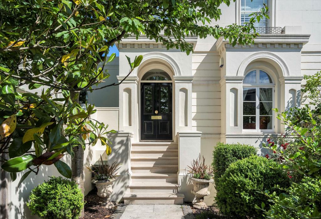 Park Hall Road, West Dulwich, London, SE21 5 bed terraced house £