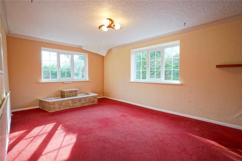 5 bedroom bungalow for sale - Woodland Close, Wickersley, Rotherham, South Yorkshire, S66