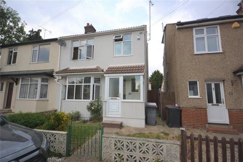 3 bedroom semi-detached house to rent, Coval Avenue, CM1