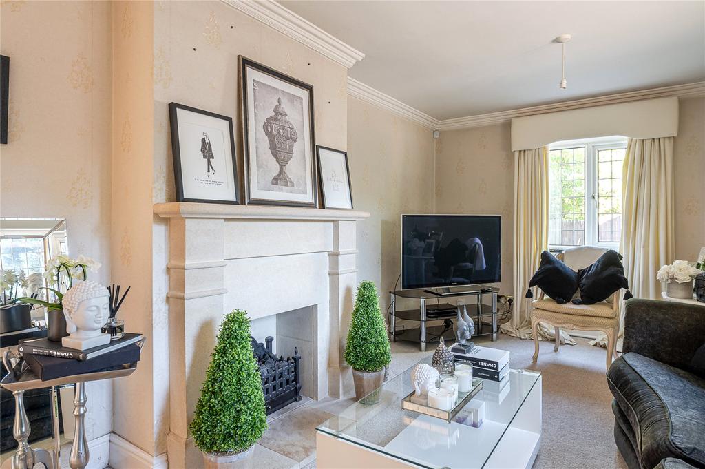 Wetherby Road, Bardsey, LS17 4 bed detached house £725,000