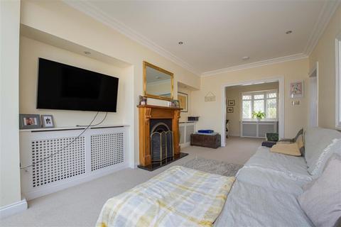 173 Huntingfield Road, London, SW15 5EN