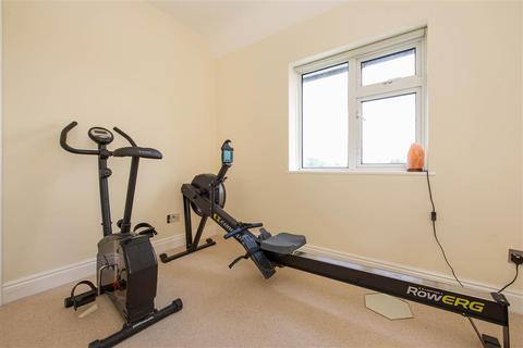 173 Huntingfield Road, London, SW15 5EN