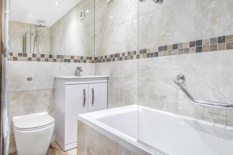 3 bedroom flat for sale - High Wycombe,  Buckinghamshire,  HP12