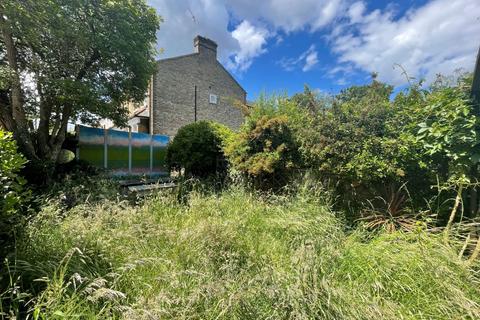 17 Marlborough Road, London, N22 8NB