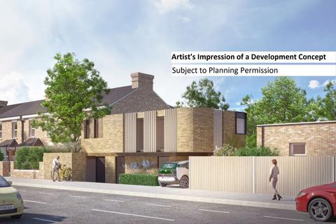 17 Marlborough Road, London, N22 8NB