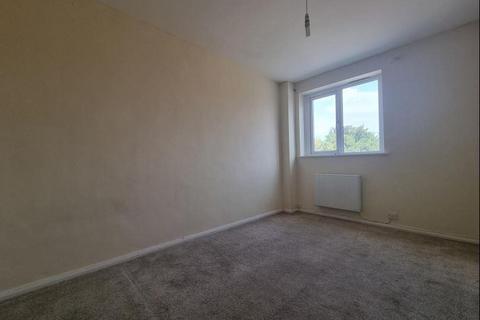 4 bedroom maisonette to rent, Slough,  Berkshire,  SL3