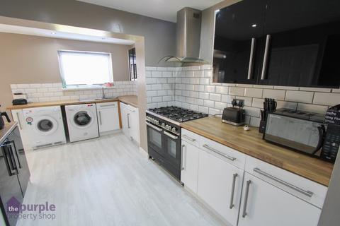 10 Cranleigh Close, Blackrod, Bolton, BL6 5TP