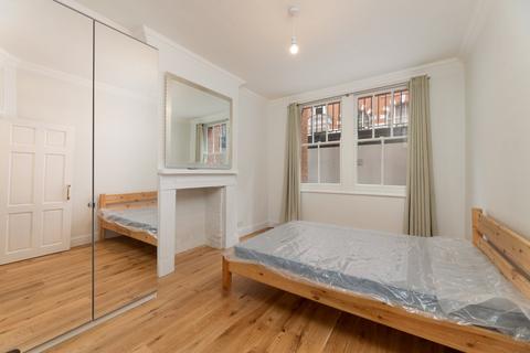 2 bedroom property to rent, Hanson Street, London, W1W