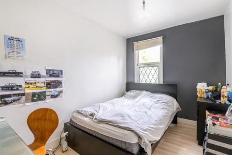 192 Livingstone Road, Thornton Heath, CR7 8JW