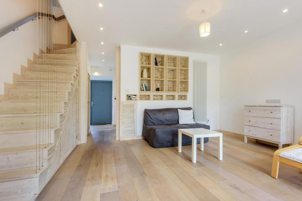 Glenfarg Road, Catford 3 bed terraced house £600,000