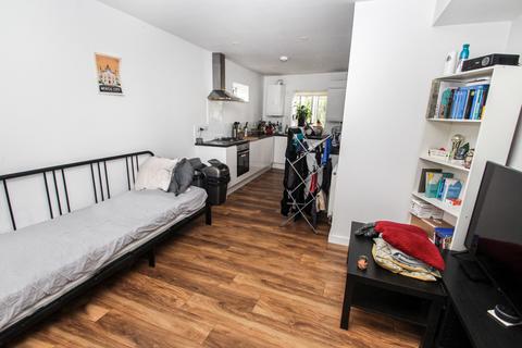 2 bedroom apartment to rent, Mayville Road, Leytonstone,  London, E11 4QH