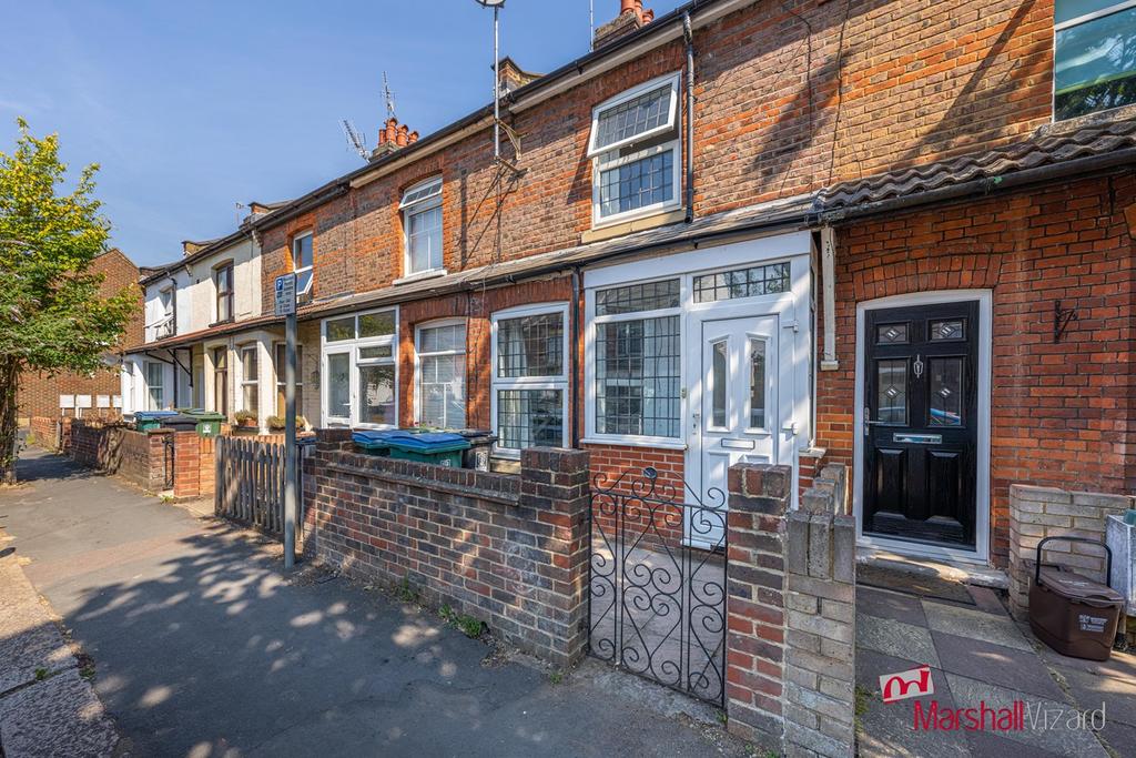 Hatfield Road, Watford, WD24 2 bed terraced house £375,000