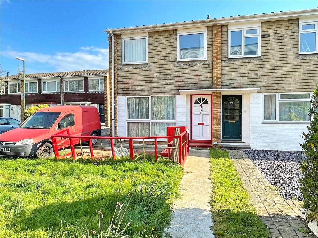 Colebrook Road, Wick, Littlehampton... 2 bed end of terrace house £