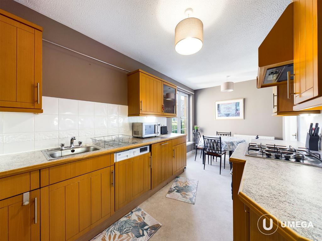 Roseburn Maltings, Roseburn, Edinburgh, EH12 2 bed flat £1,200 pcm (£