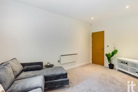 2 bedroom apartment to rent, The Pines, Buxton Road West, Stockport, SK12