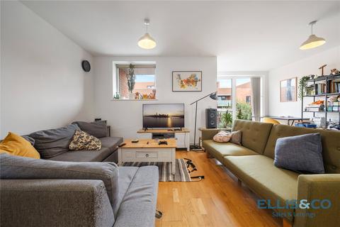 3 bedroom apartment for sale, Lawrence Road, London, N15