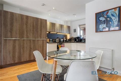 3 bedroom apartment for sale, Lawrence Road, London, N15