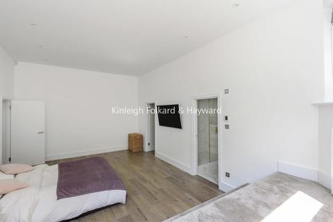 Flat 1a, 48 Yester Road, Chislehurst, BR7 5HR