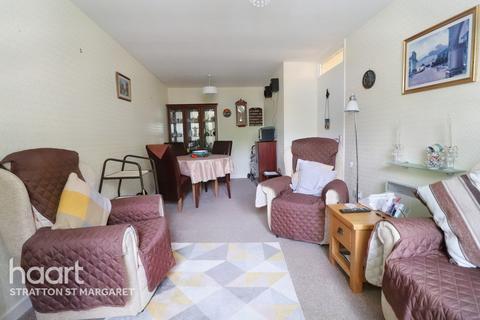 1 bedroom flat for sale - Church Street, Swindon